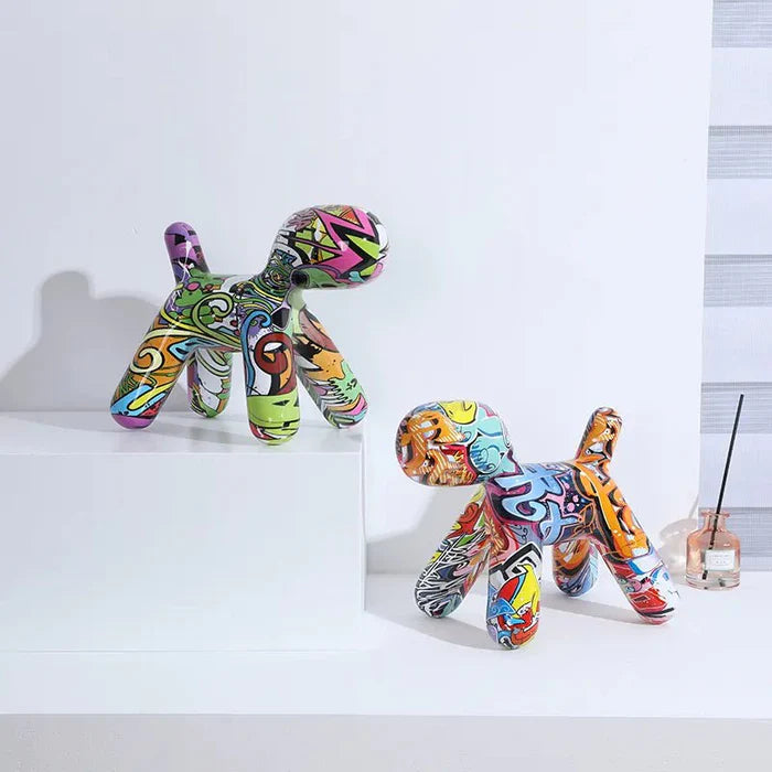 Balloon puppy design graffiti sculpture